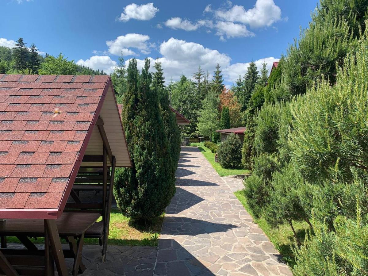 Готель Жди Ня Єво Instagram Zhdenievo Hotel Zhdeniievo Exterior photo