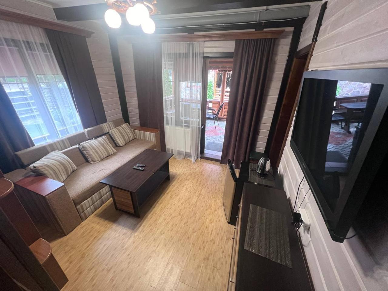 Готель Жди Ня Єво Instagram Zhdenievo Hotel Zhdeniievo Exterior photo